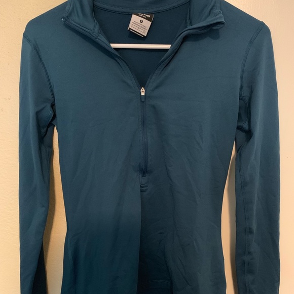 Nike Tops - Small Nike pro dri-fit